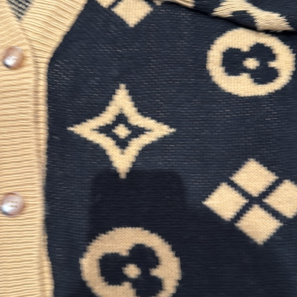 Wool sweater cardigans - Picture 4 of 5